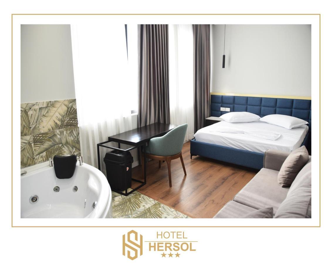 Hotel Hersol Durrës Kültér fotó