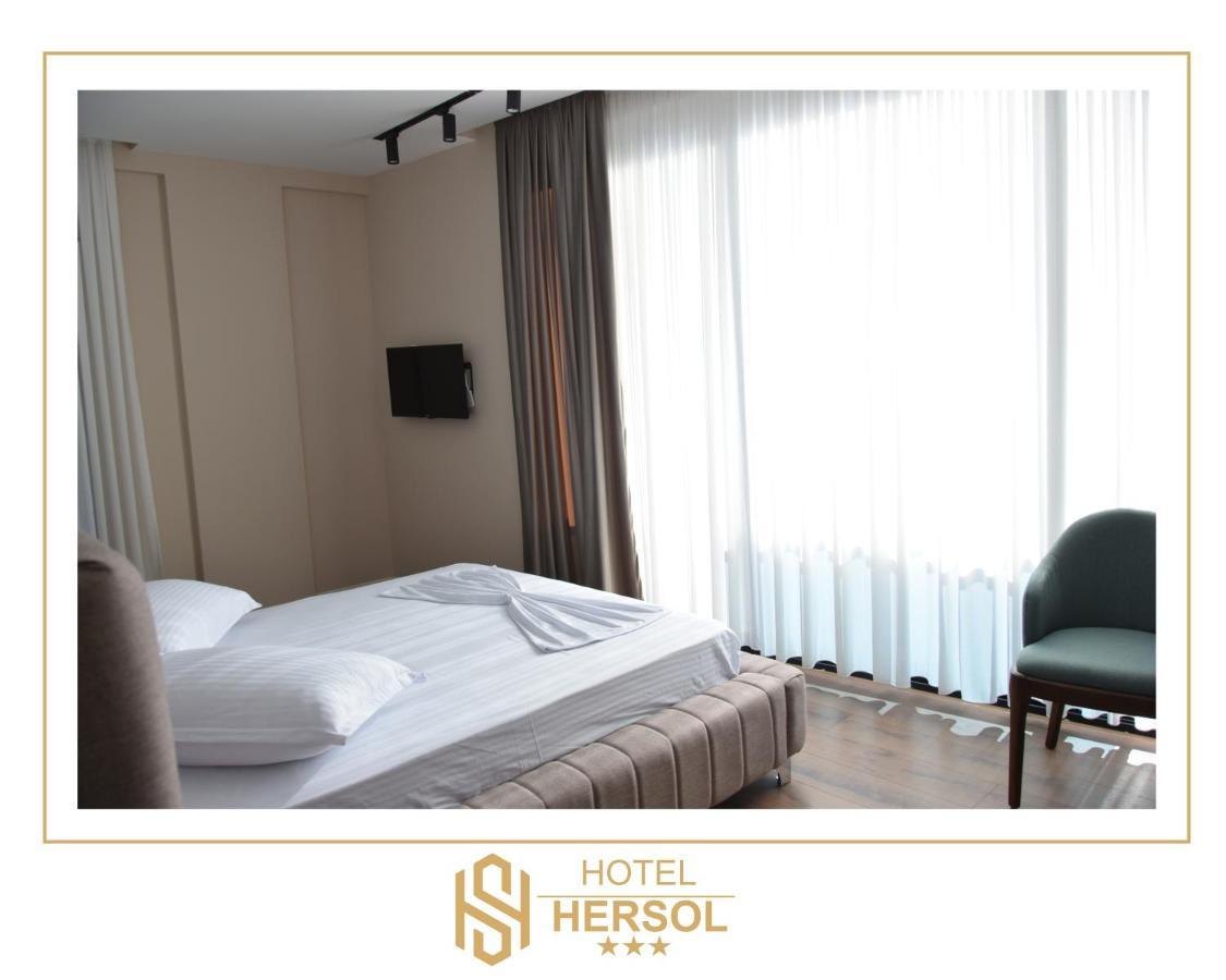 Hotel Hersol Durrës Kültér fotó