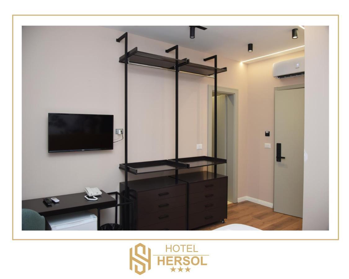 Hotel Hersol Durrës Kültér fotó