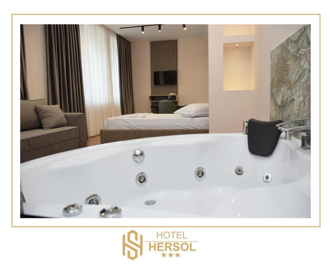 Hotel Hersol Durrës Kültér fotó